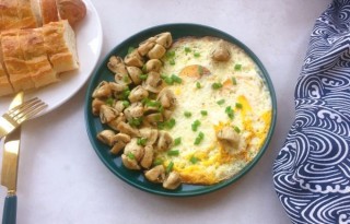  香煎蘑菇焗鸡蛋 第10步