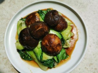  香菇油菜—我爱吃素 第4步